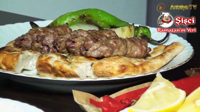 Antalya Şişçi Ramazanın Yeri -sisci ramazan -restaurant şiş köfte piyaz kabak tatlısı (20)