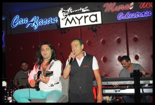 Myra Beach Bar- Can Afacan- Murat Mert Orkestrası-  Ali Purtul (22)