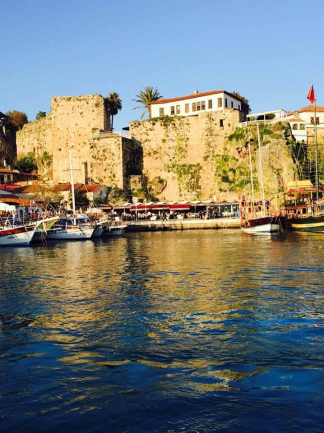 Antalya Deniz Ürünleri Restoranı 0242 248 4142 antalyada balık restoranı antalyada balık nerde yenir antalya balık evi antalya calı müzikli restoran (11)